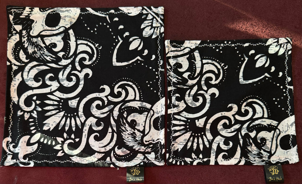 Bandanna skulls edc hank with black microsuede backing