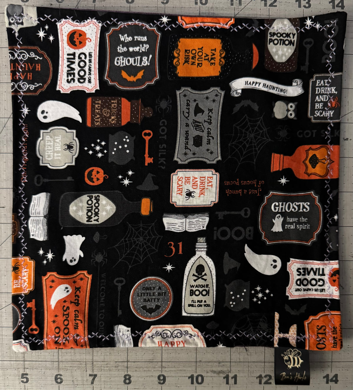 Happy haunting edc hank with microsuede backing and glow thread