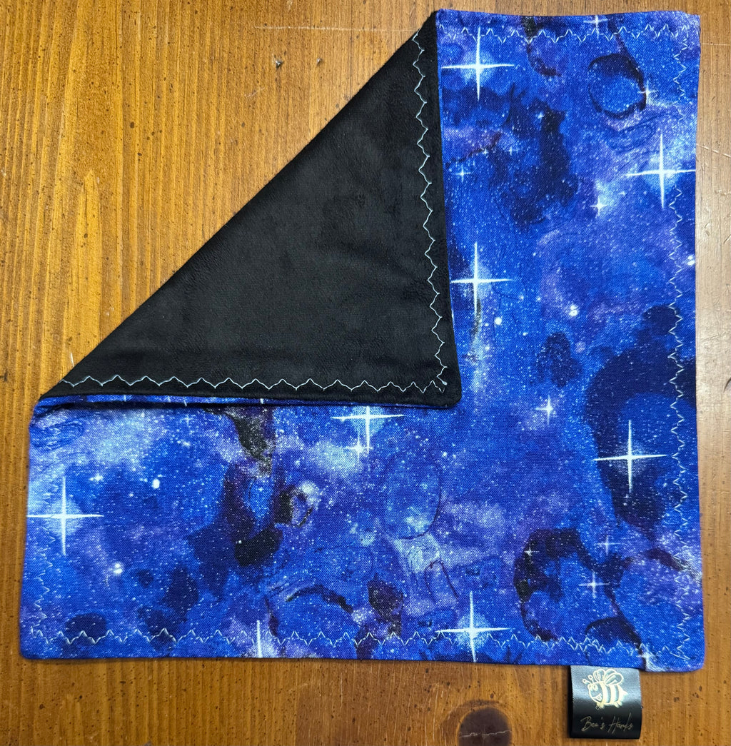 V2 Blue/purple galaxy cotton/microfiber edc hank with glow thread