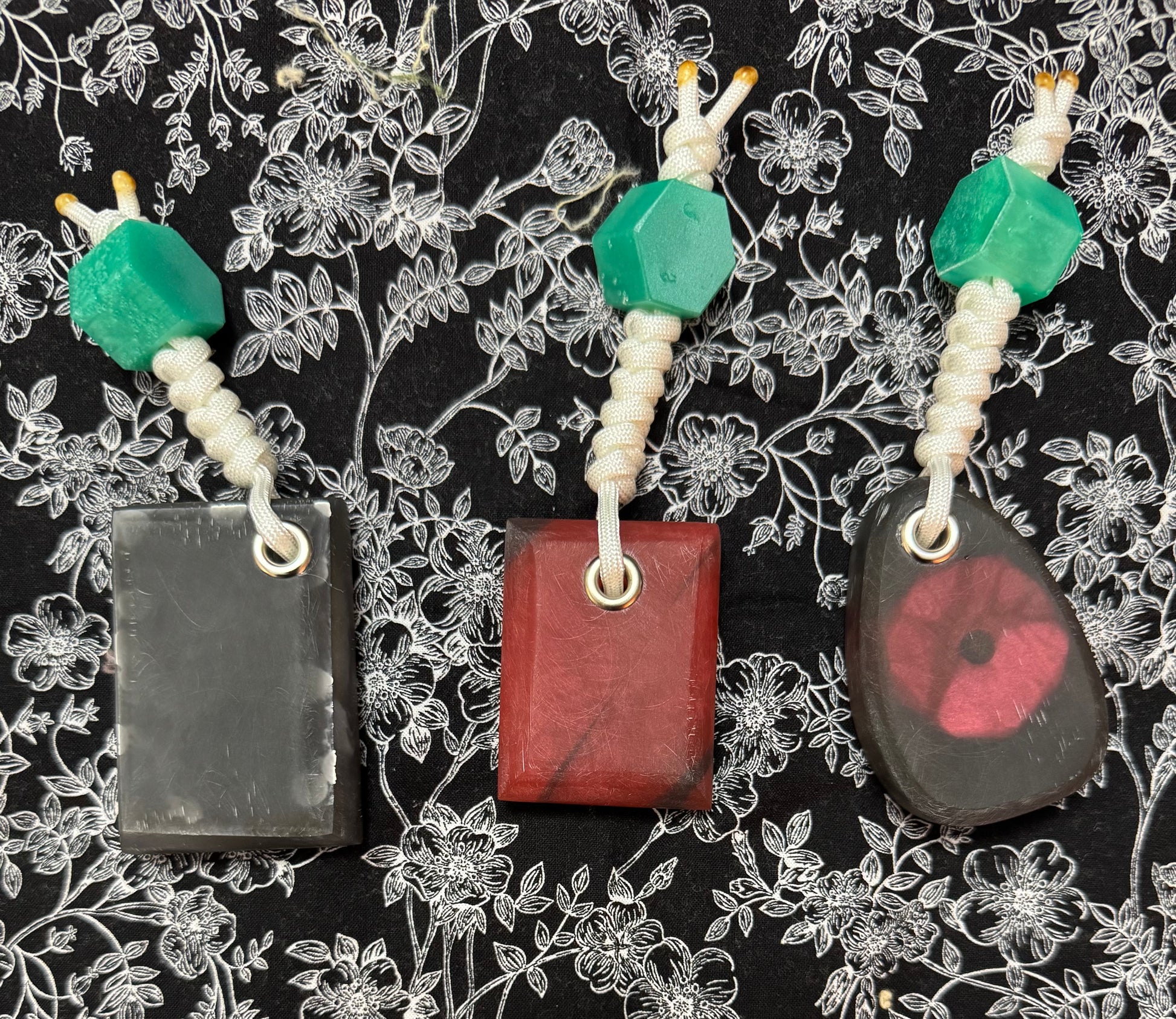 Edc finish finish resin worry stone