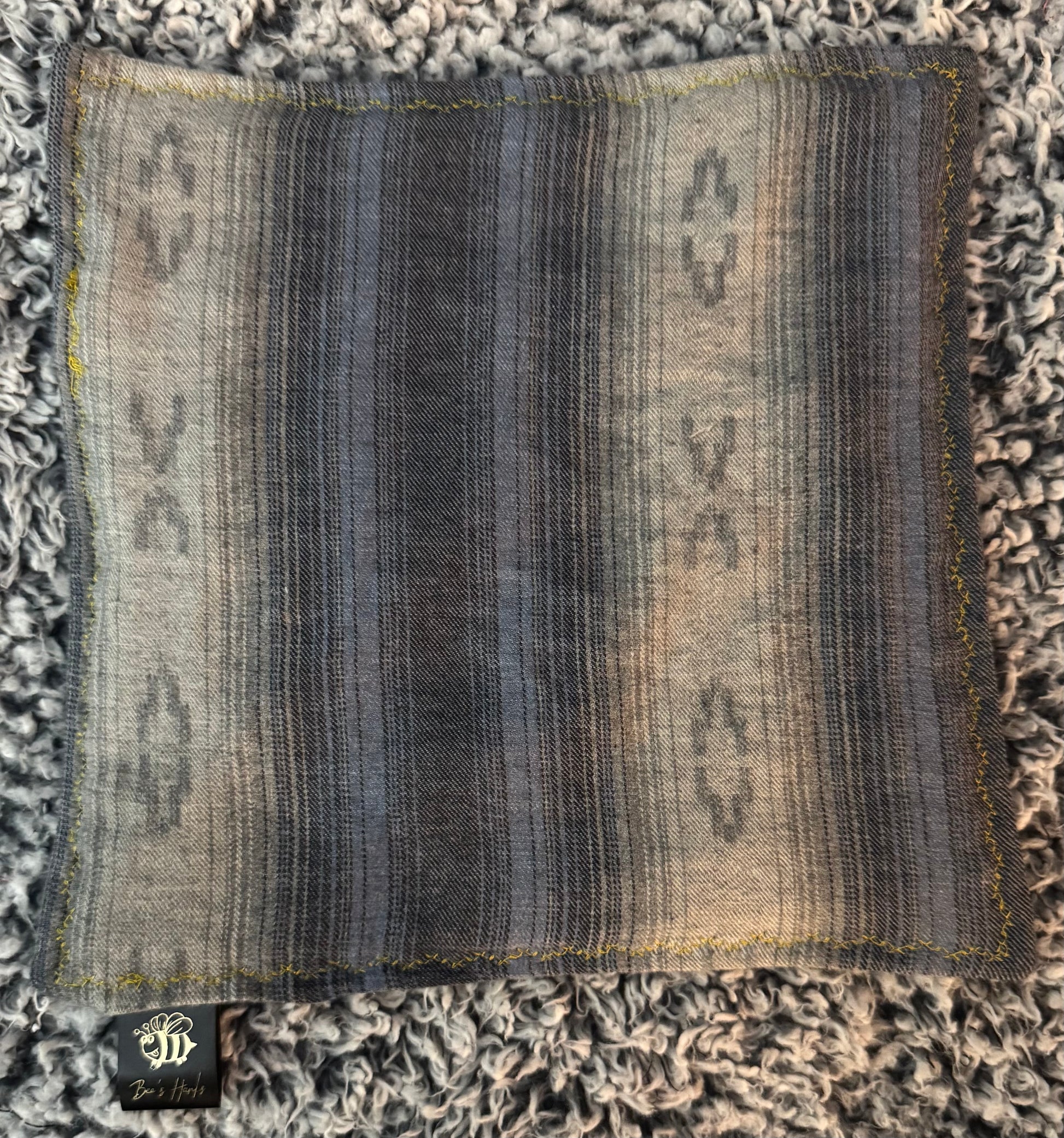 Quilted gray herringbone weave cotton edc hank with printed cotton backing