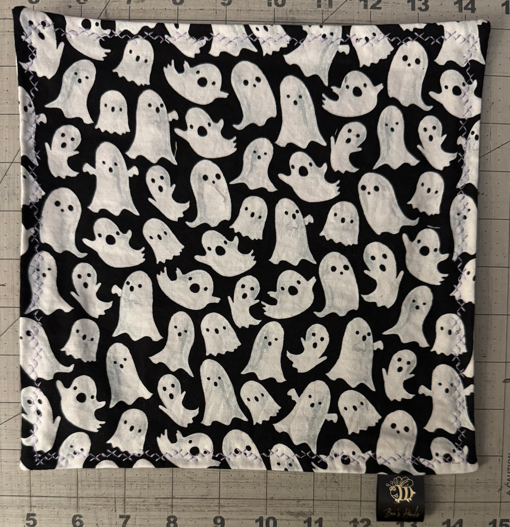 Ghost V2 edc hank with microsuede backing and glow thread