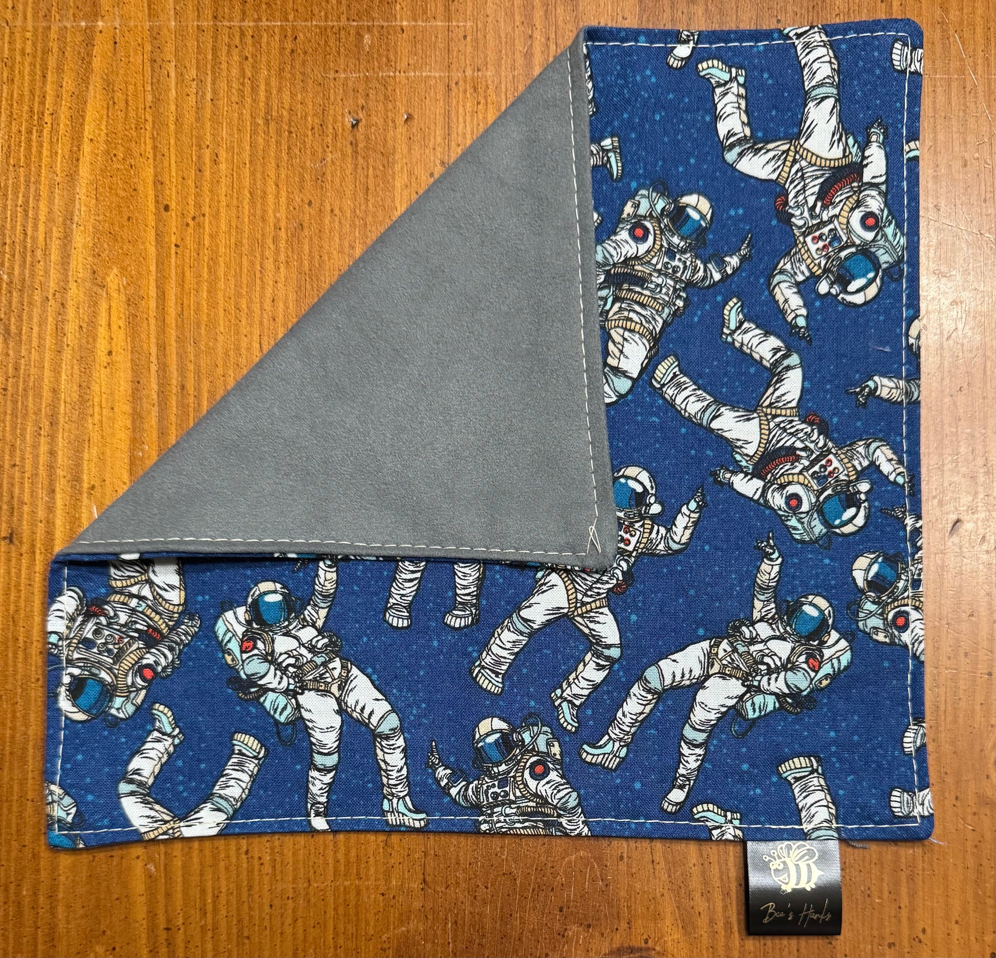 Blue astronaut cotton/microfiber edc hank