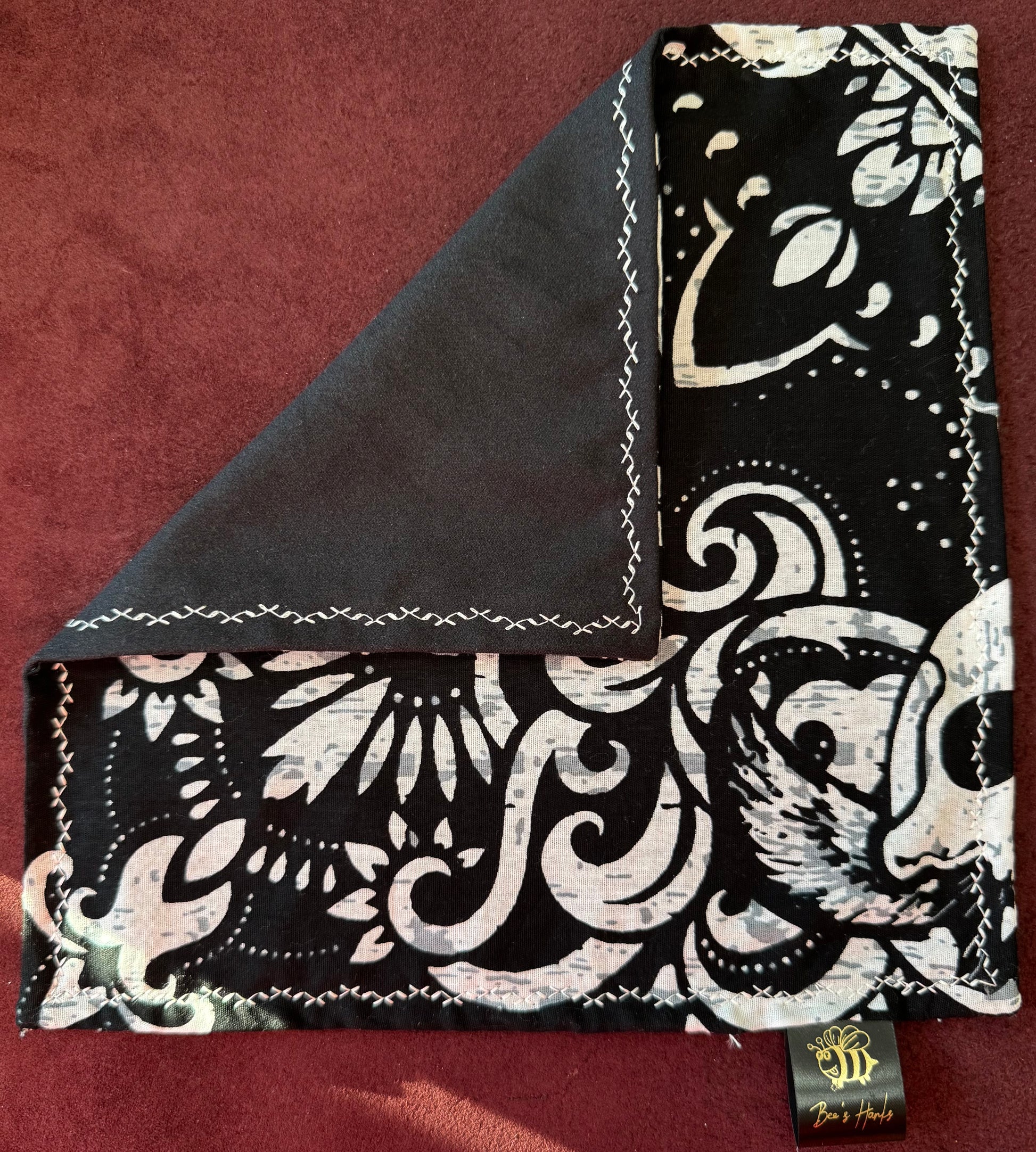 Bandanna skulls edc hank with black microsuede backing