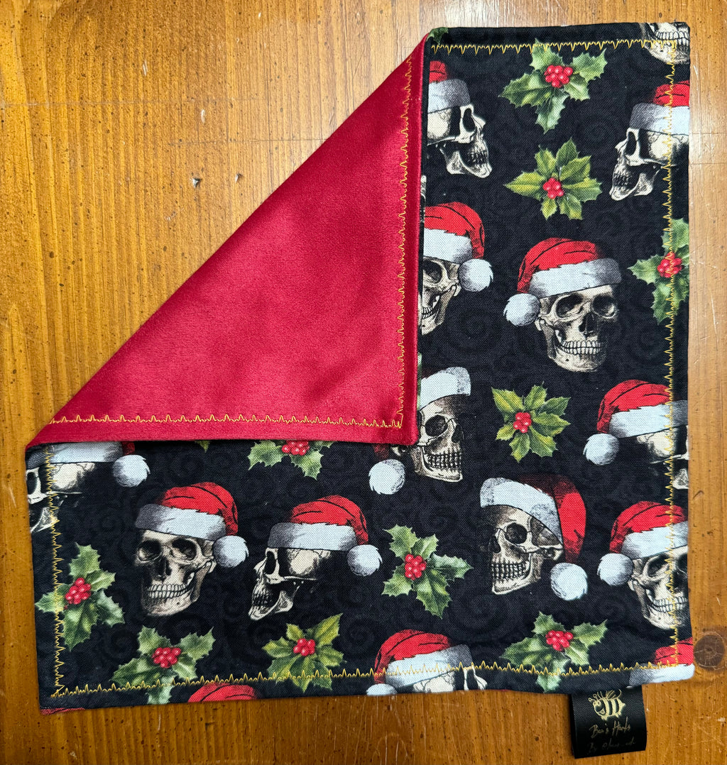 Holiday skulls edc hank with red microsuede backing